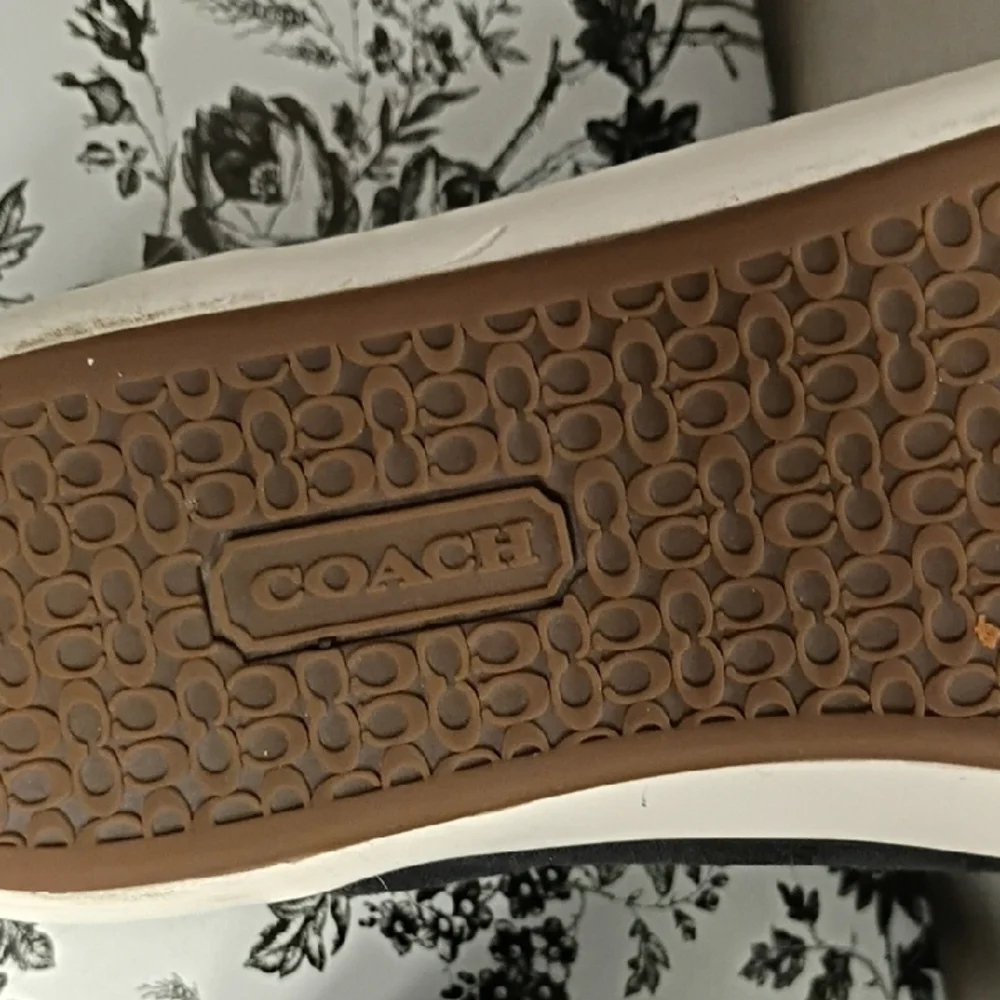 Coach Black‎ and White Casual Women's Sneakers Size 10B - Picture 8 of 10